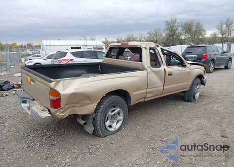 2000 Toyota Tacoma из США, поврежденный, VIN 4TAWM72N2YZ661550
